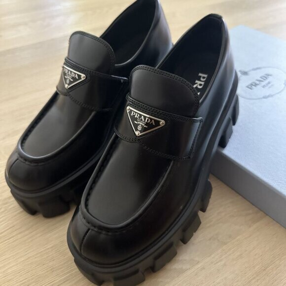Prada Women's Black Loafers - Picture 3 of 3